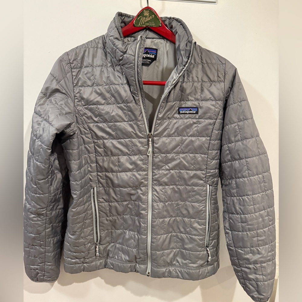 Patagonia Nano Puff Women’s medium EUC